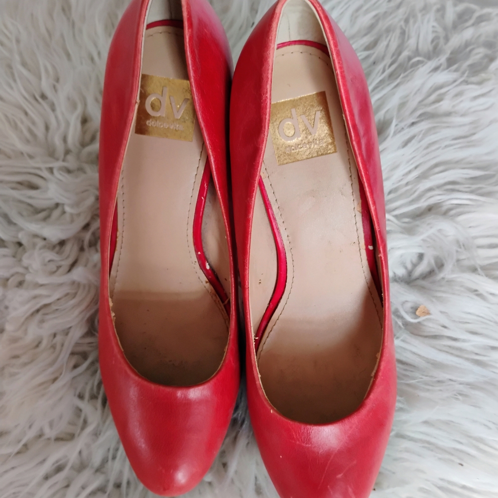 DV by Dolce Vita Women's Vibrant Red Heels
